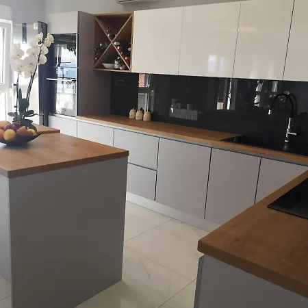 Margareta Apartment *